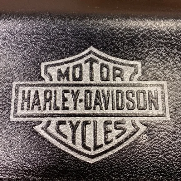 Harley-Davidson Cycles made in USA 🇺🇸 leather